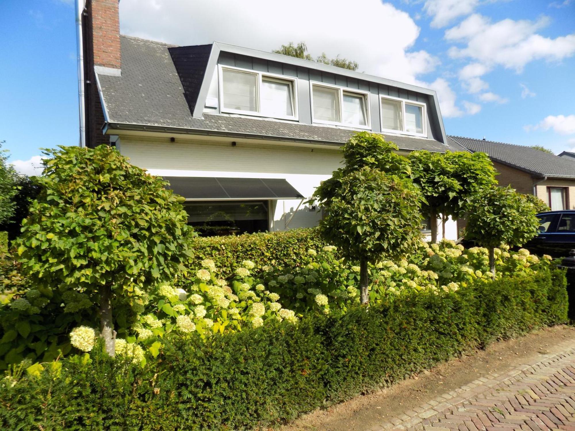 Villa Maas & Kempen Maaseik Exterior foto