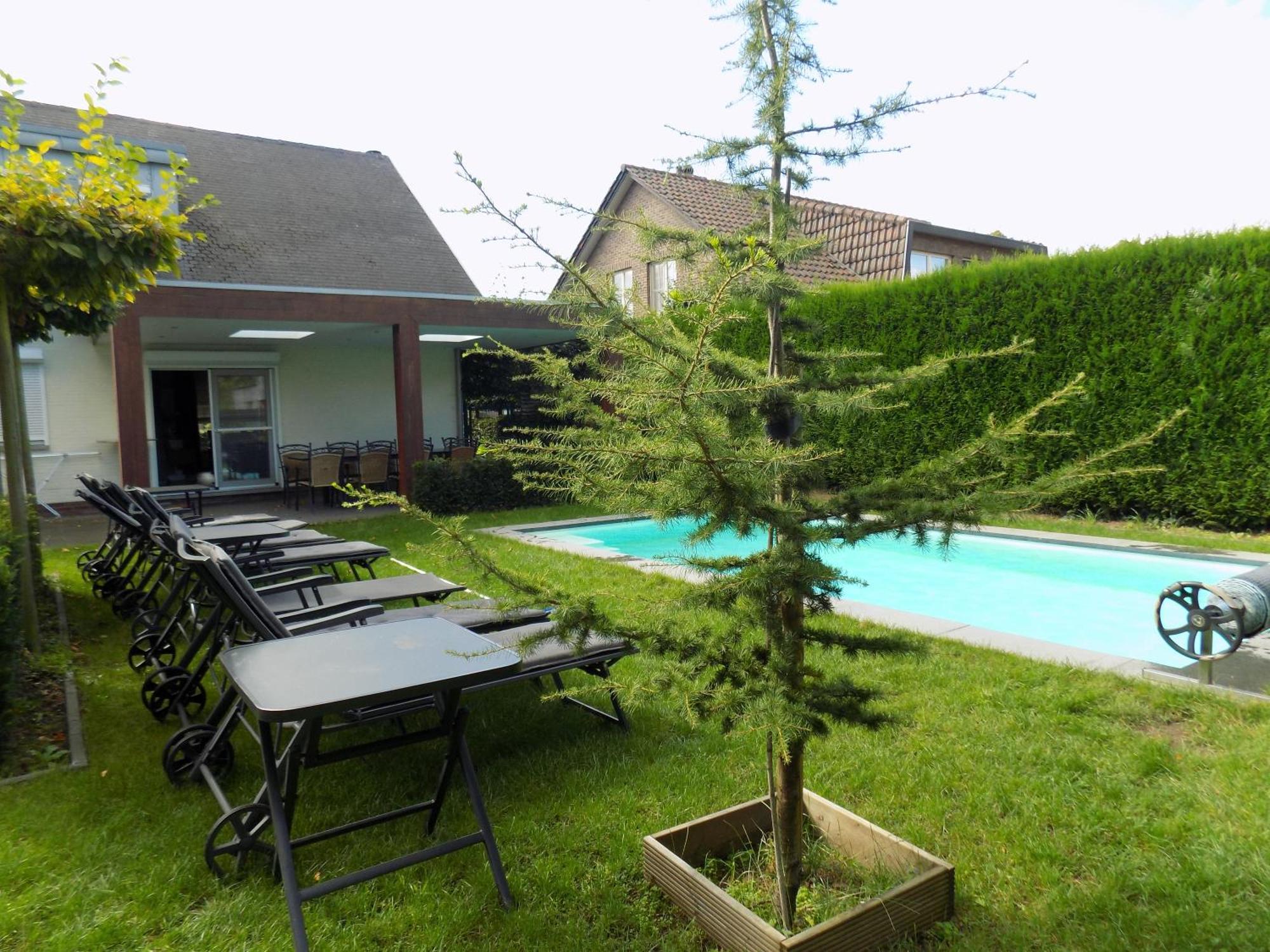 Villa Maas & Kempen Maaseik Exterior foto